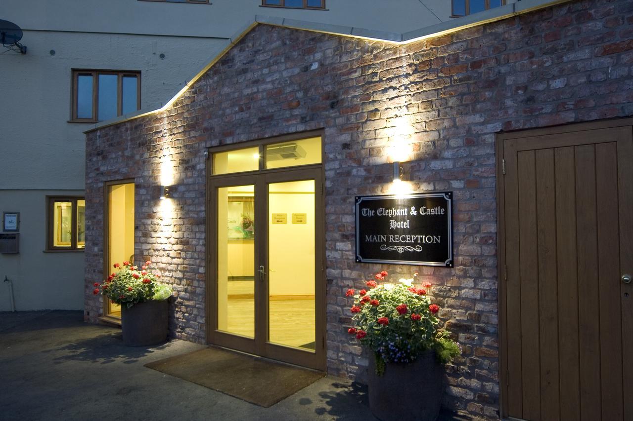 The Elephant & Castle Hotel نيوتاون المظهر الخارجي الصورة