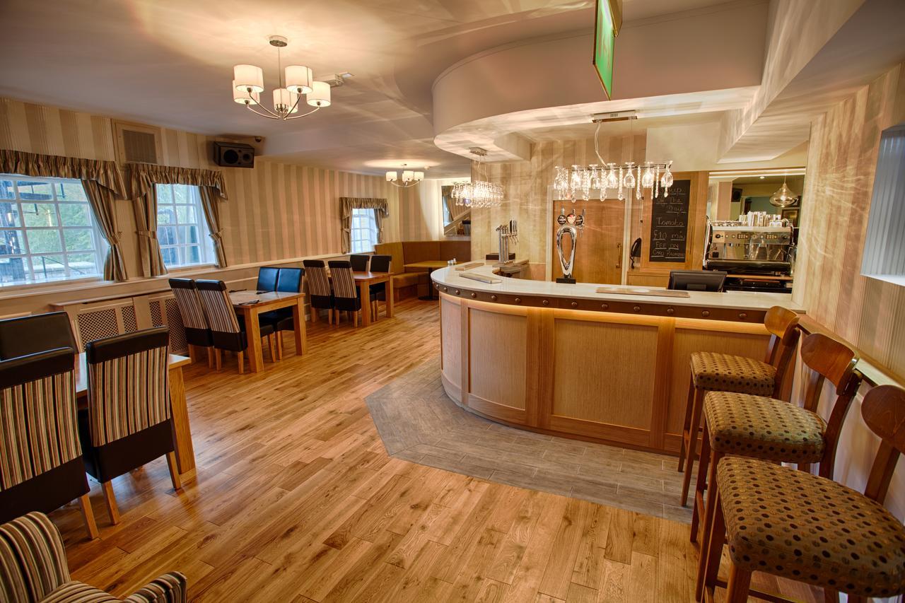 The Elephant & Castle Hotel نيوتاون المظهر الخارجي الصورة